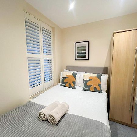 3 Bedroom Apartment With Private Terrace In Pimlico, Westminster, Victoria London Eksteriør bilde