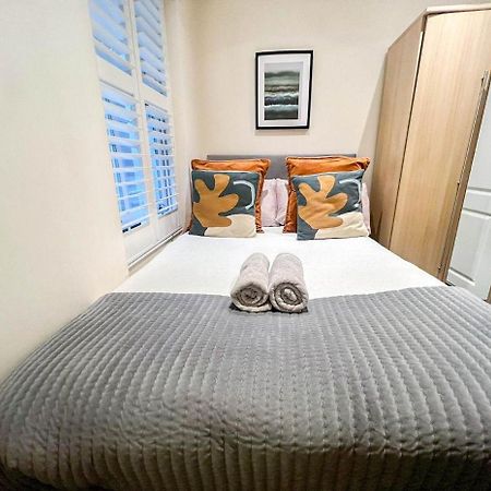 3 Bedroom Apartment With Private Terrace In Pimlico, Westminster, Victoria London Eksteriør bilde