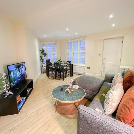 3 Bedroom Apartment With Private Terrace In Pimlico, Westminster, Victoria London Eksteriør bilde