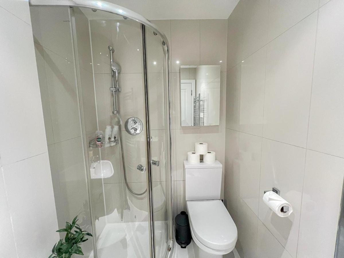 3 Bedroom Apartment With Private Terrace In Pimlico, Westminster, Victoria London Eksteriør bilde