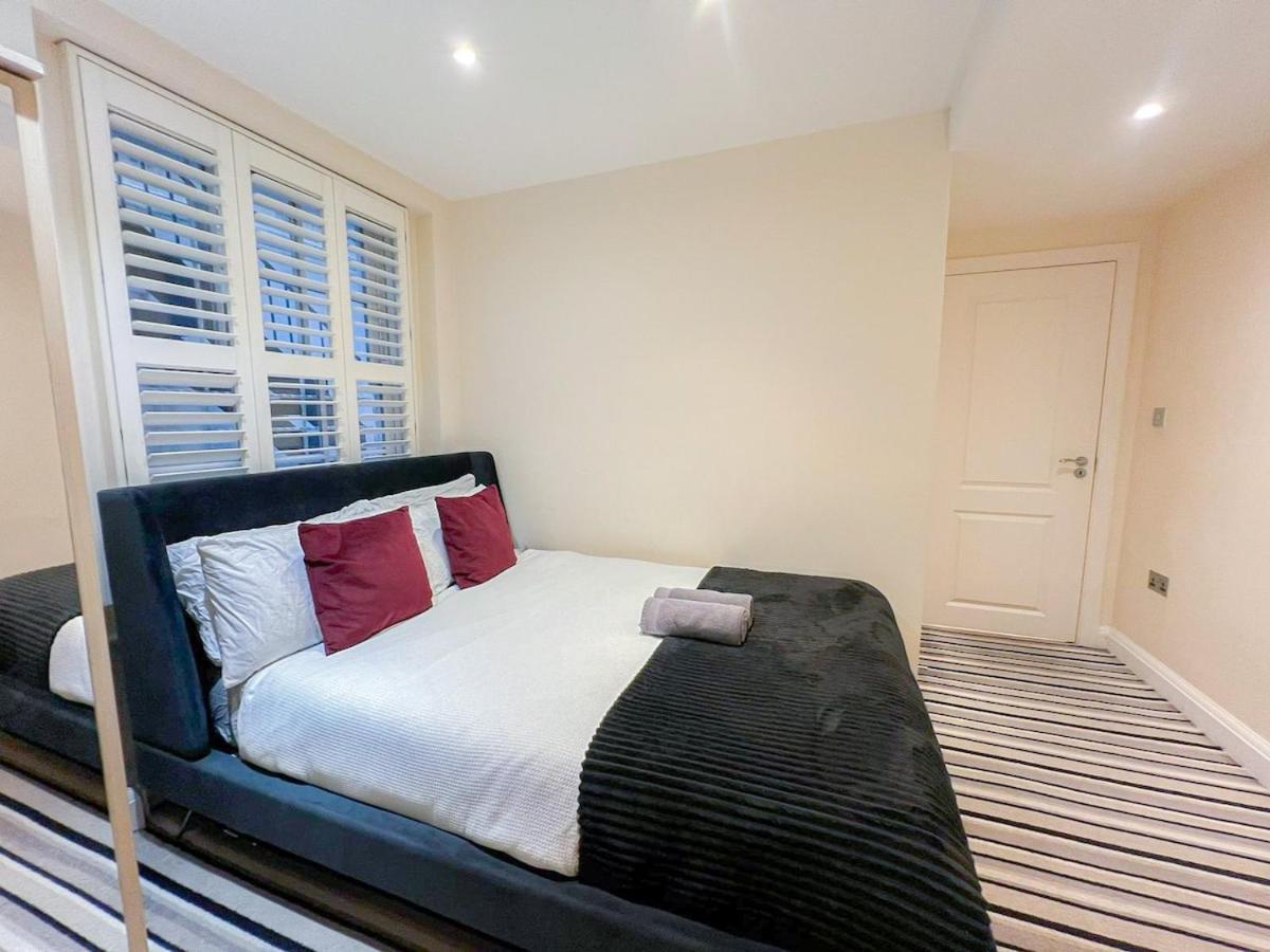 3 Bedroom Apartment With Private Terrace In Pimlico, Westminster, Victoria London Eksteriør bilde