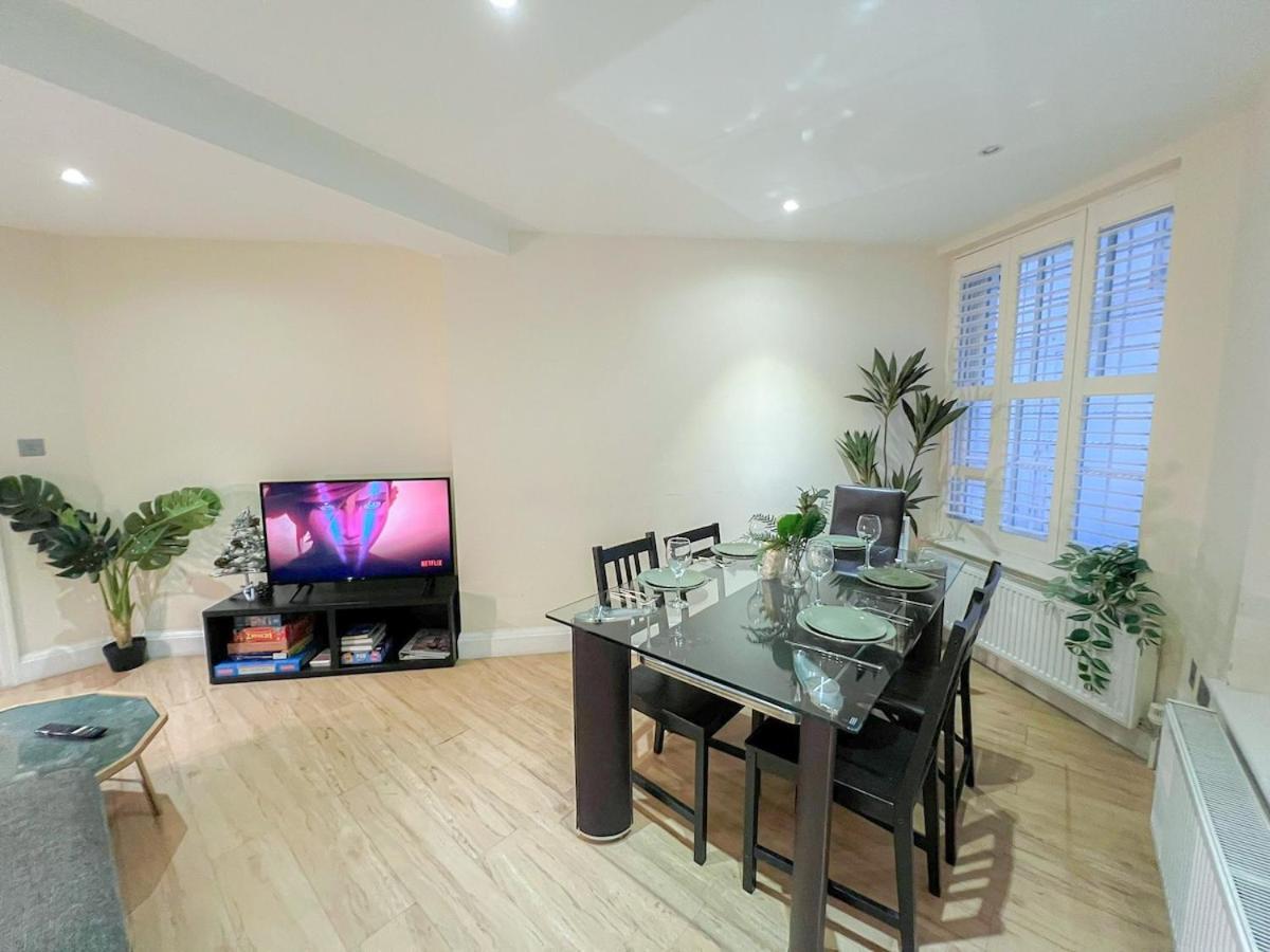 3 Bedroom Apartment With Private Terrace In Pimlico, Westminster, Victoria London Eksteriør bilde